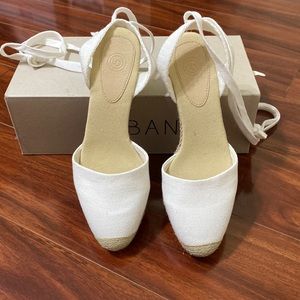 Urban outfitters lace up shoes